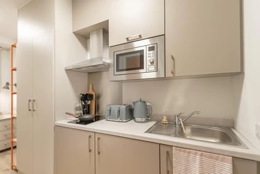 1 bed studio, Alexandra Road, City Centre, Swansea, SA15BD - Image 3